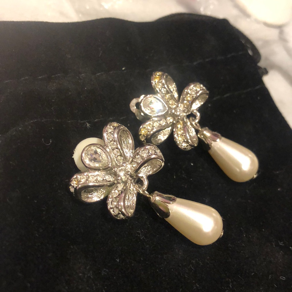 Vintage Clip On Crystal Bow & Pearl Drop Earrings